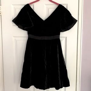 Ann Taylor Black Velvet V-neck dress A Line WORN ONCE LIKE NEW 00P